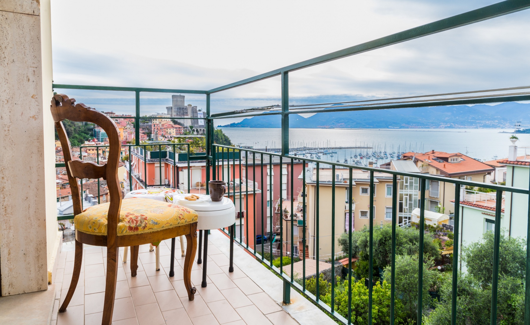 1_Appartamento-vista-mare-con-ascensore