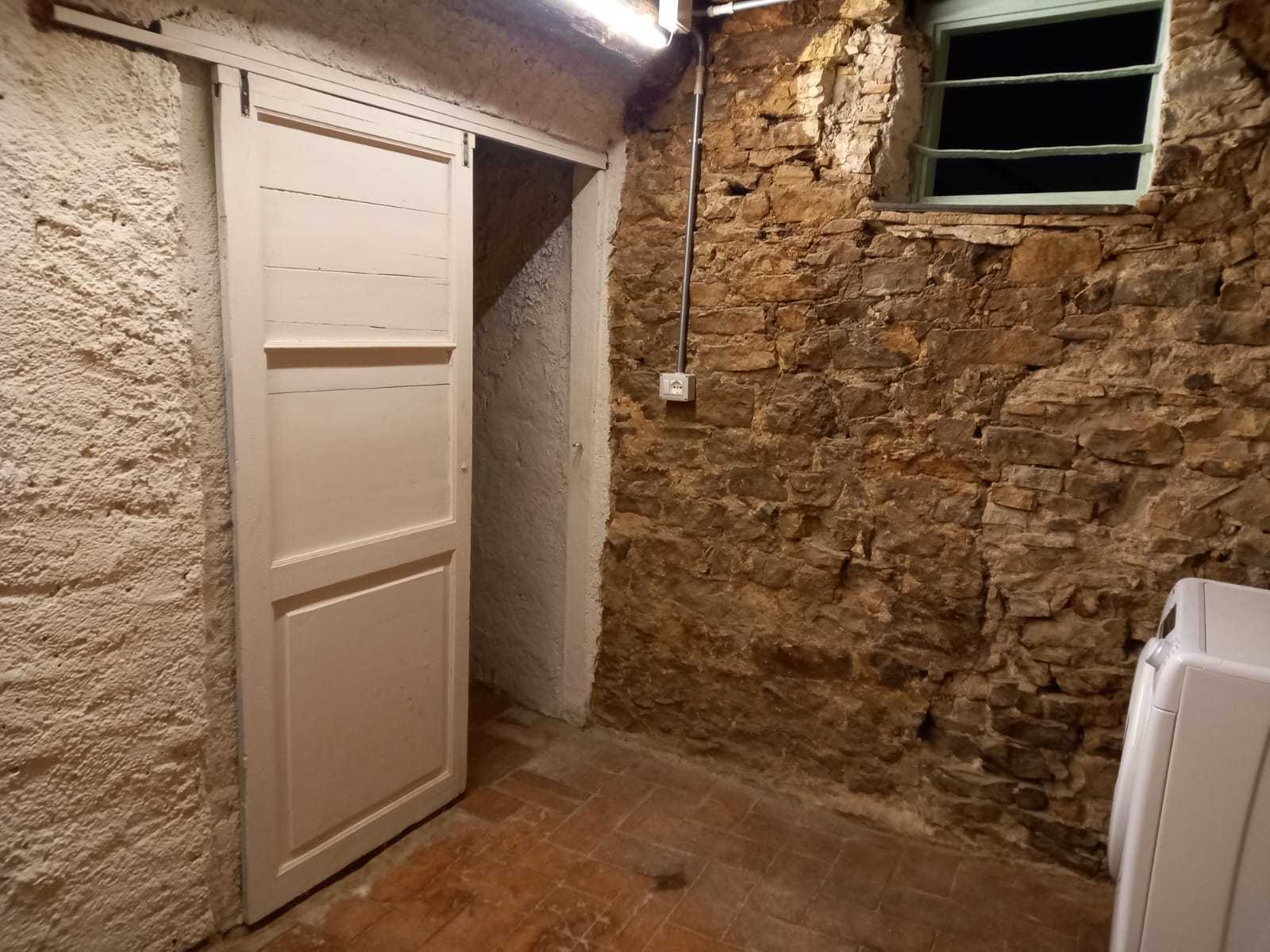 Porta-ripostiglio-da-dentro